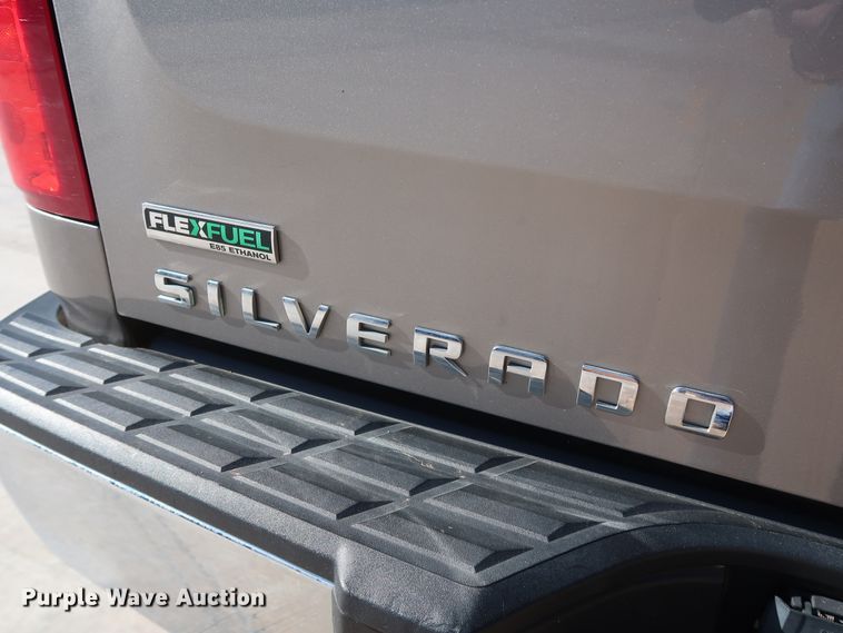 image for item DH3649 2012 Chevrolet Silverado 1500 Ext. Cab pickup truck