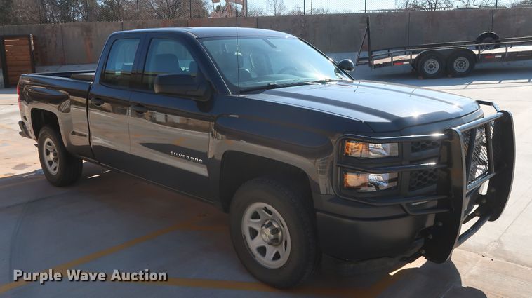 image for item DH3650 2015 Chevrolet Silverado 1500 Double Cab pickup truck