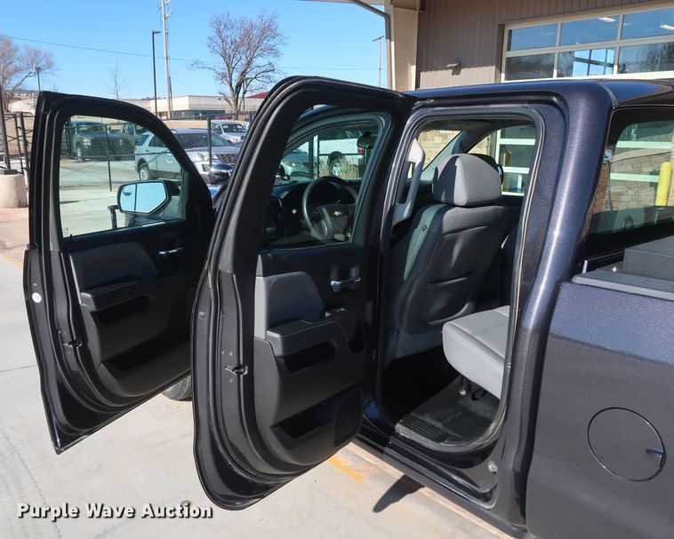 image for item DH3650 2015 Chevrolet Silverado 1500 Double Cab pickup truck