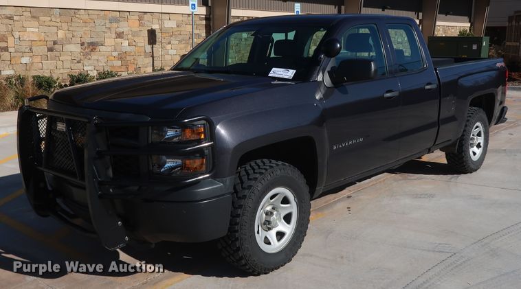 image for item DH3651 2015 Chevrolet Silverado 1500 Double Cab pickup truck