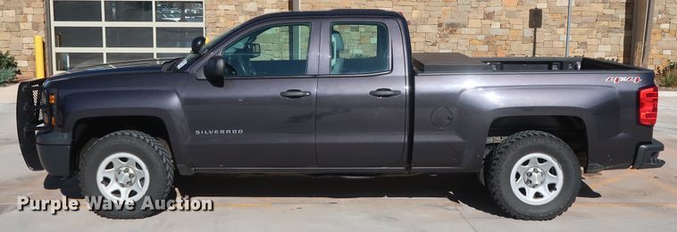 image for item DH3651 2015 Chevrolet Silverado 1500 Double Cab pickup truck