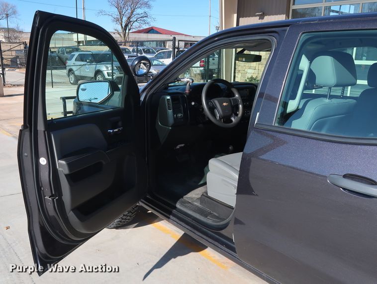 image for item DH3651 2015 Chevrolet Silverado 1500 Double Cab pickup truck