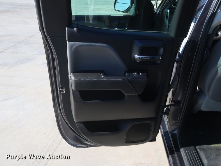 image for item DH3651 2015 Chevrolet Silverado 1500 Double Cab pickup truck