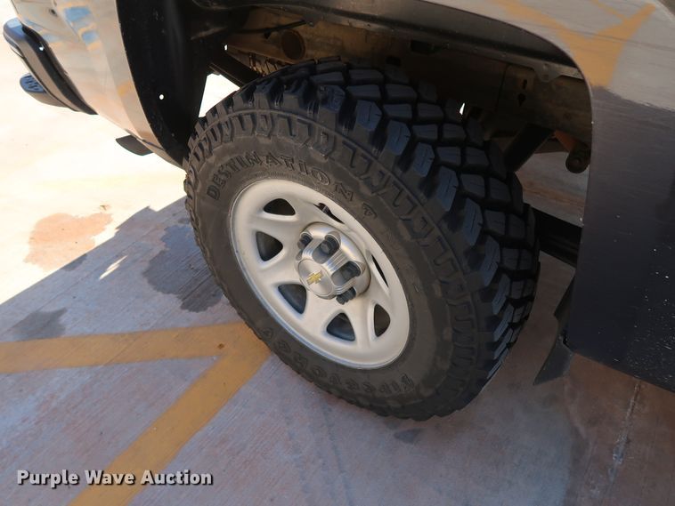 image for item DH3651 2015 Chevrolet Silverado 1500 Double Cab pickup truck