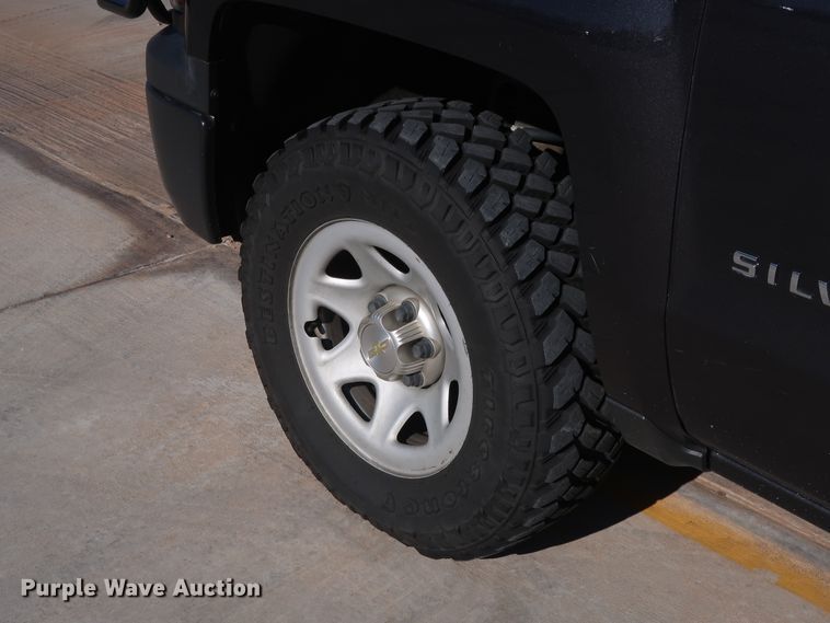 image for item DH3651 2015 Chevrolet Silverado 1500 Double Cab pickup truck