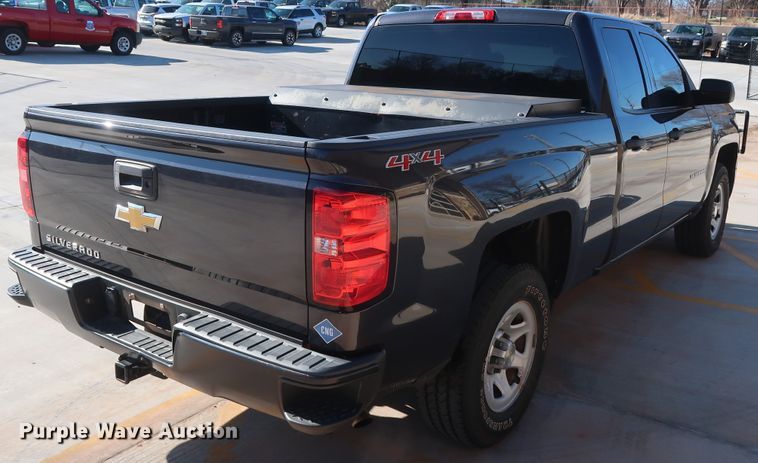 image for item DH3652 2015 Chevrolet Silverado 1500 Double Cab pickup truck