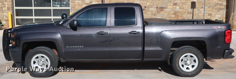 image for item DH3652 2015 Chevrolet Silverado 1500 Double Cab pickup truck