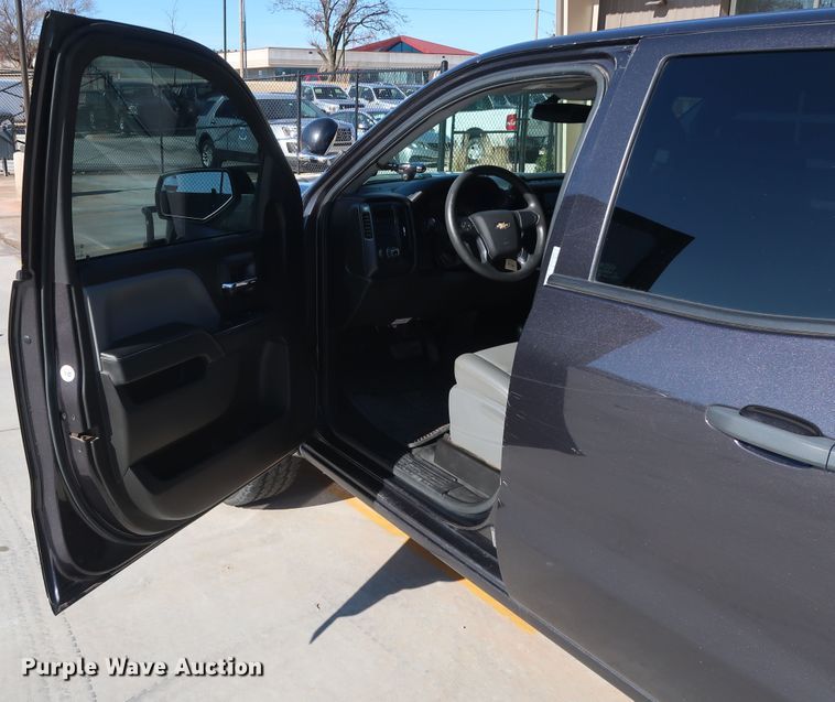 image for item DH3652 2015 Chevrolet Silverado 1500 Double Cab pickup truck
