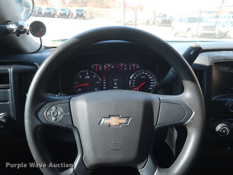 image for item DH3652 2015 Chevrolet Silverado 1500 Double Cab pickup truck