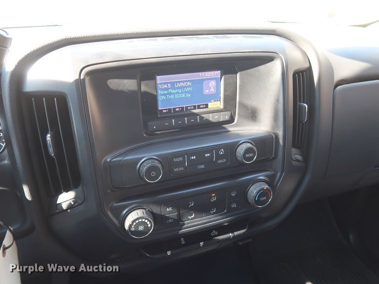 image for item DH3652 2015 Chevrolet Silverado 1500 Double Cab pickup truck