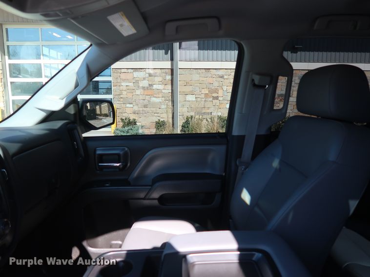 image for item DH3652 2015 Chevrolet Silverado 1500 Double Cab pickup truck