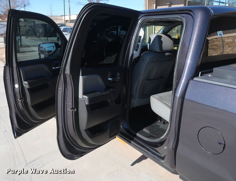 image for item DH3652 2015 Chevrolet Silverado 1500 Double Cab pickup truck