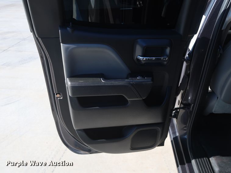 image for item DH3652 2015 Chevrolet Silverado 1500 Double Cab pickup truck