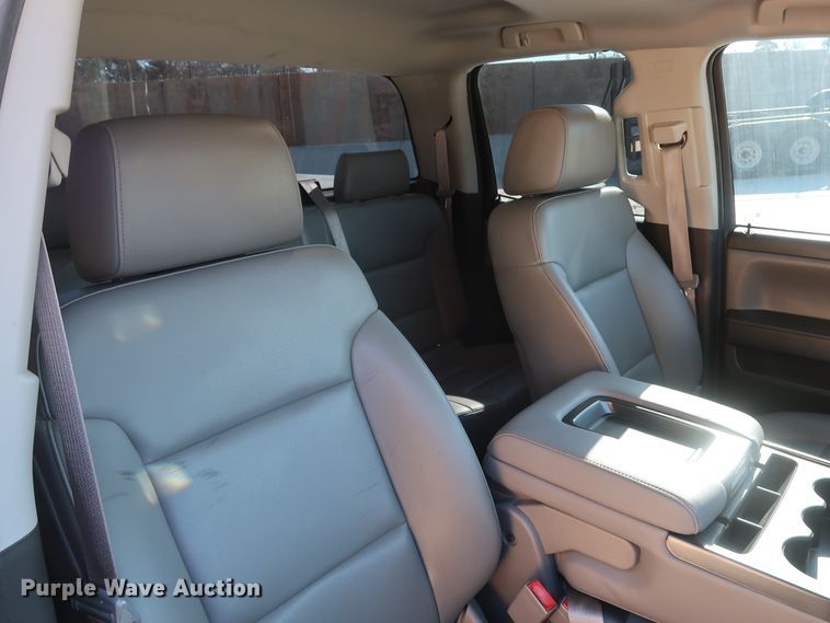 image for item DH3652 2015 Chevrolet Silverado 1500 Double Cab pickup truck