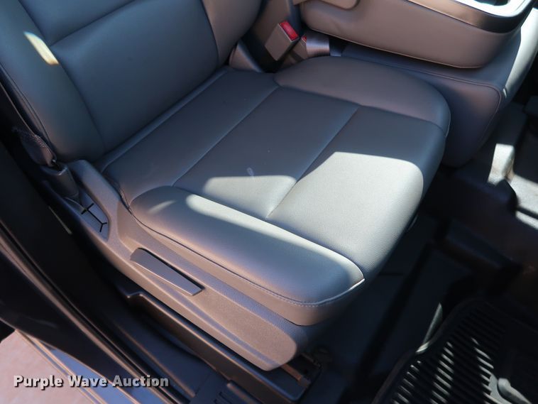 image for item DH3652 2015 Chevrolet Silverado 1500 Double Cab pickup truck