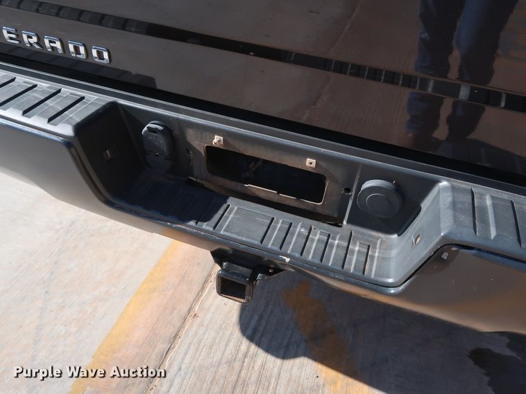 image for item DH3652 2015 Chevrolet Silverado 1500 Double Cab pickup truck