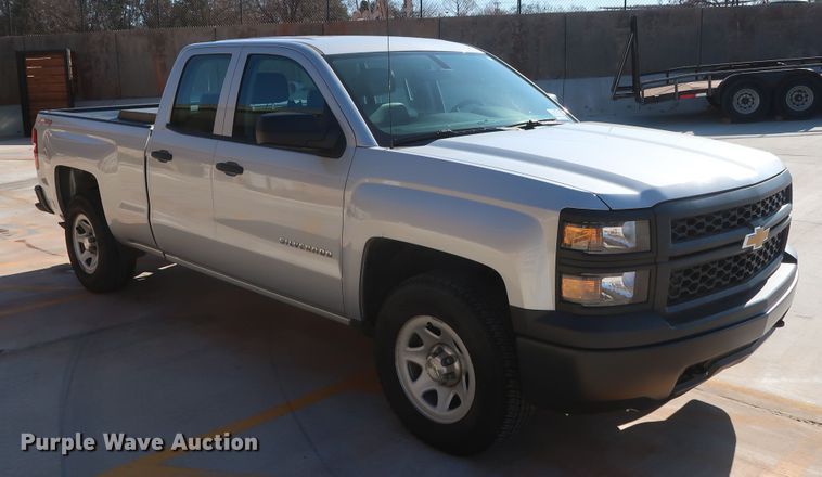 image for item DH3653 2015 Chevrolet Silverado 1500 Double Cab pickup truck