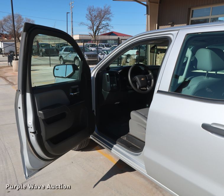 image for item DH3653 2015 Chevrolet Silverado 1500 Double Cab pickup truck