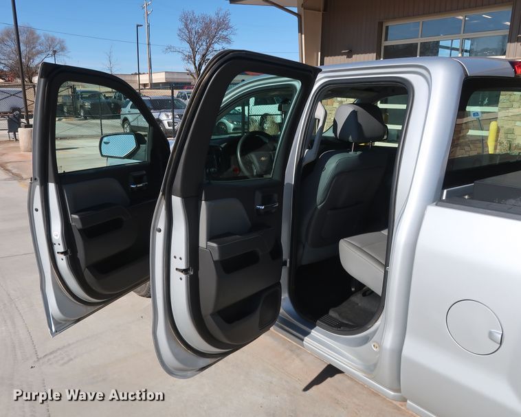 image for item DH3653 2015 Chevrolet Silverado 1500 Double Cab pickup truck