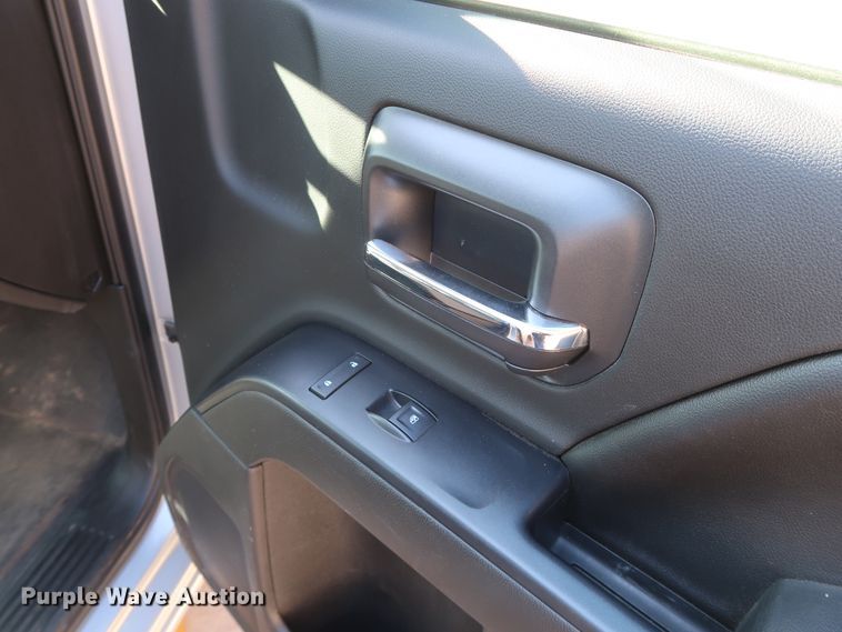 image for item DH3653 2015 Chevrolet Silverado 1500 Double Cab pickup truck