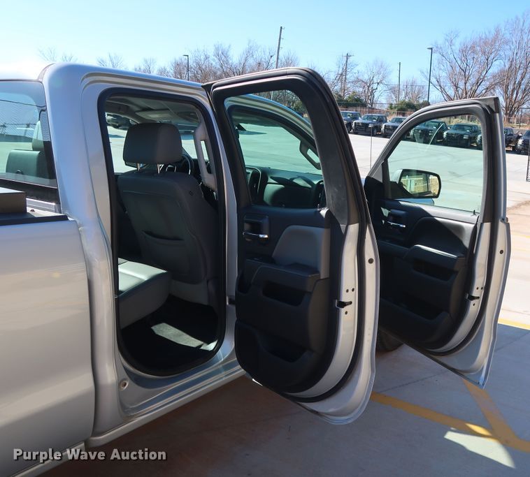 image for item DH3653 2015 Chevrolet Silverado 1500 Double Cab pickup truck