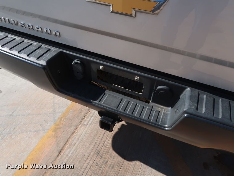 image for item DH3653 2015 Chevrolet Silverado 1500 Double Cab pickup truck