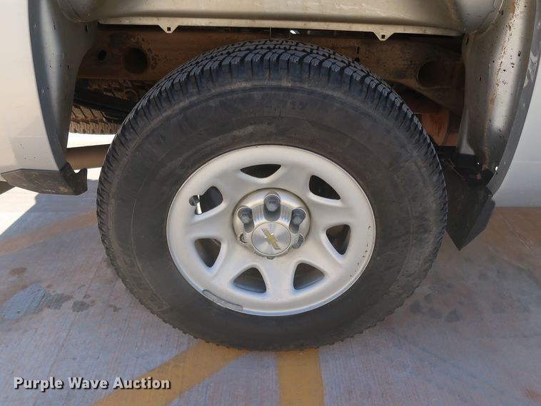 image for item DH3653 2015 Chevrolet Silverado 1500 Double Cab pickup truck