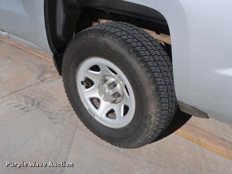 image for item DH3653 2015 Chevrolet Silverado 1500 Double Cab pickup truck