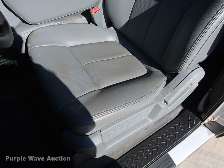 image for item DH3654 2014 Ford F150 SuperCab pickup truck