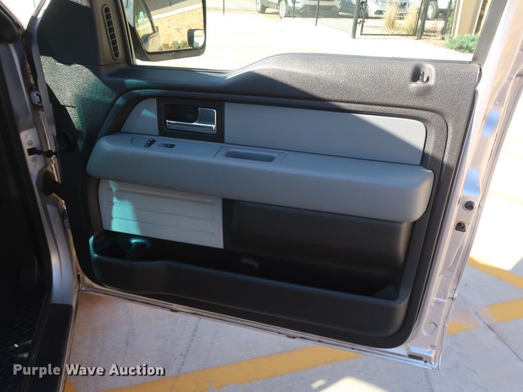 image for item DH3654 2014 Ford F150 SuperCab pickup truck