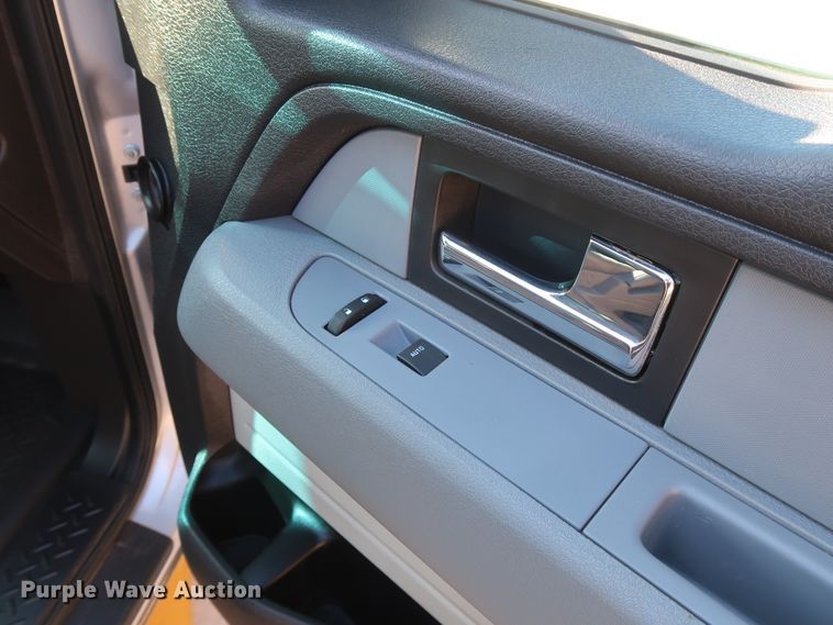 image for item DH3654 2014 Ford F150 SuperCab pickup truck