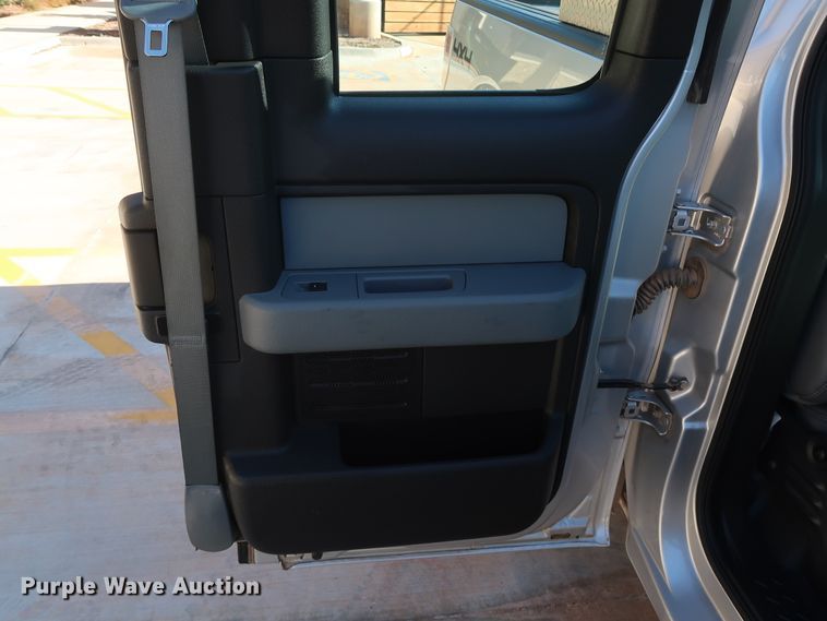 image for item DH3654 2014 Ford F150 SuperCab pickup truck