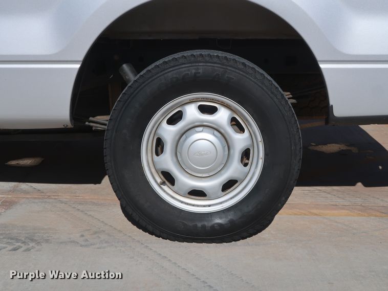 image for item DH3654 2014 Ford F150 SuperCab pickup truck