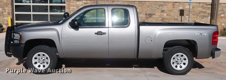image for item DH3655 2012 Chevrolet Silverado 1500 Ext. Cab pickup truck