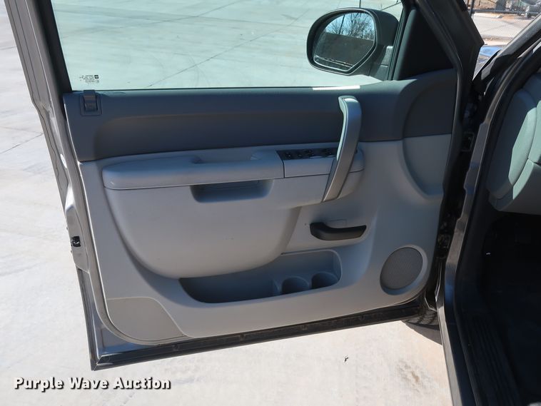 image for item DH3655 2012 Chevrolet Silverado 1500 Ext. Cab pickup truck