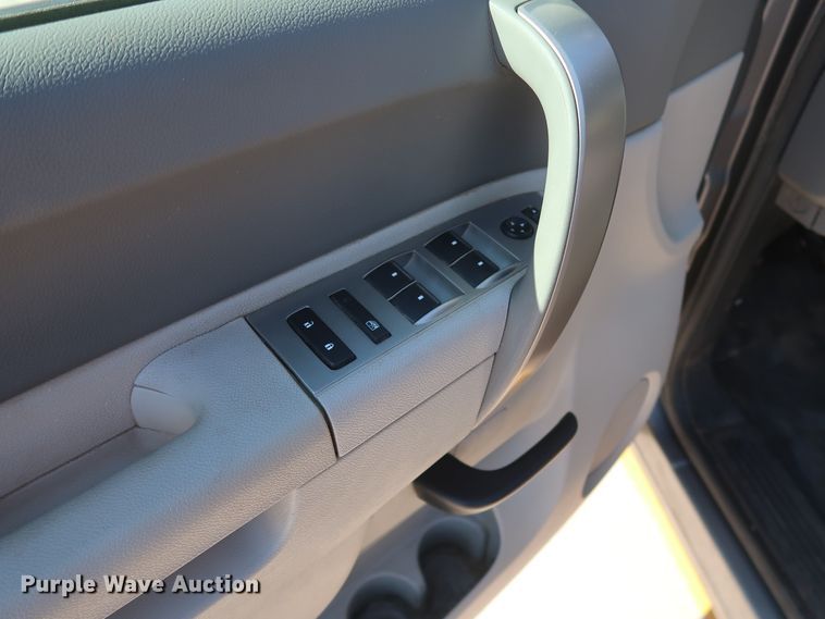 image for item DH3655 2012 Chevrolet Silverado 1500 Ext. Cab pickup truck