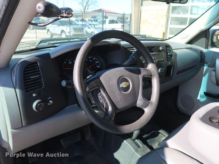 image for item DH3655 2012 Chevrolet Silverado 1500 Ext. Cab pickup truck