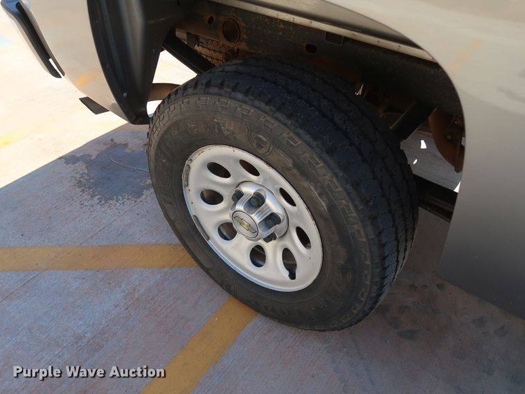 image for item DH3655 2012 Chevrolet Silverado 1500 Ext. Cab pickup truck