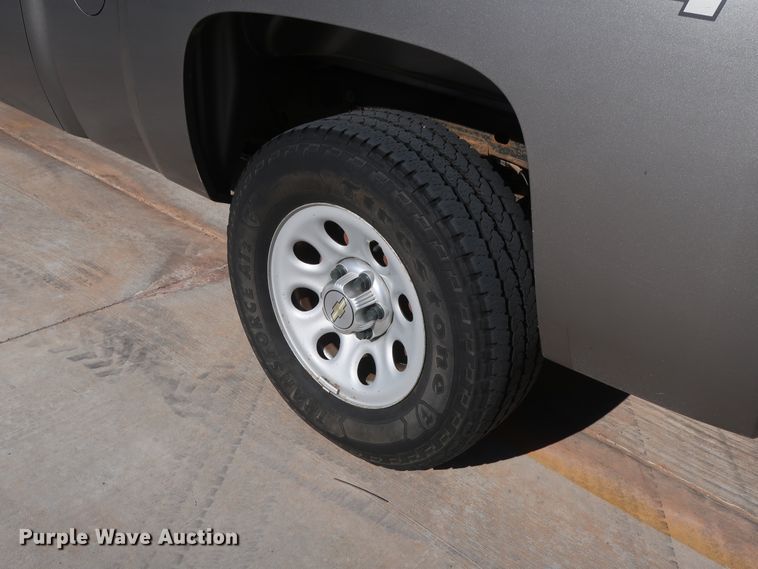 image for item DH3655 2012 Chevrolet Silverado 1500 Ext. Cab pickup truck