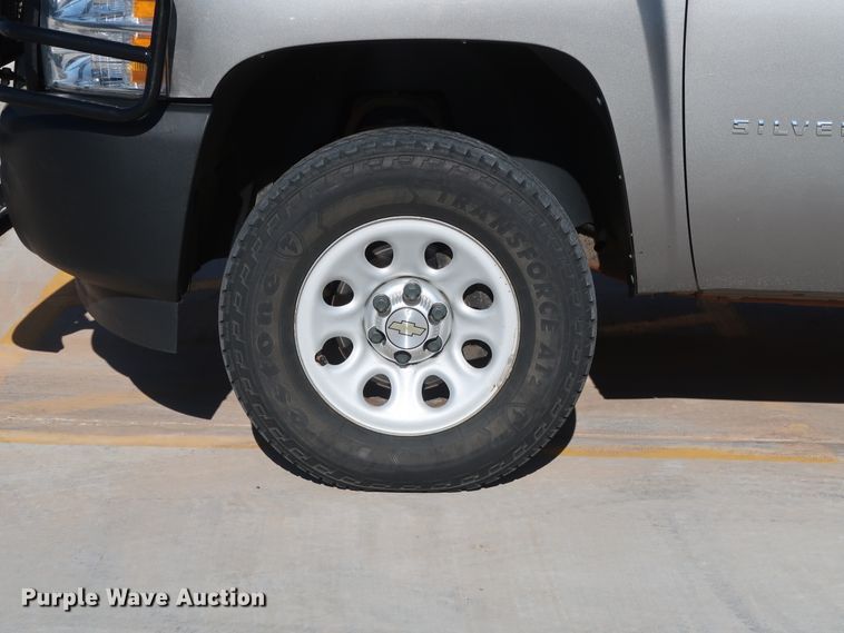 image for item DH3655 2012 Chevrolet Silverado 1500 Ext. Cab pickup truck