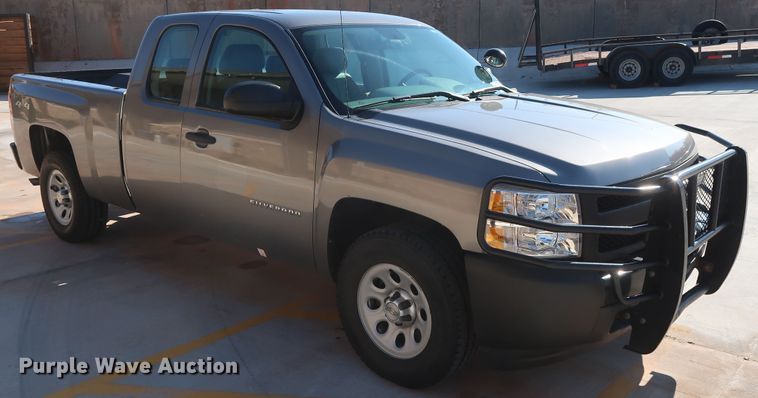 image for item DH3656 2013 Chevrolet Silverado 1500 Ext. Cab pickup truck