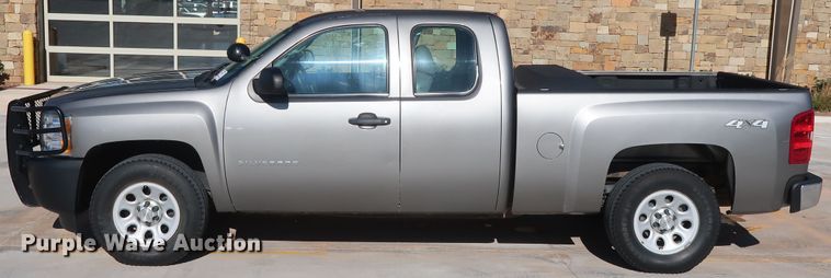 image for item DH3656 2013 Chevrolet Silverado 1500 Ext. Cab pickup truck