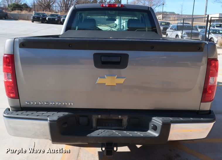 image for item DH3656 2013 Chevrolet Silverado 1500 Ext. Cab pickup truck