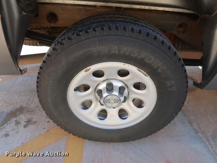 image for item DH3656 2013 Chevrolet Silverado 1500 Ext. Cab pickup truck