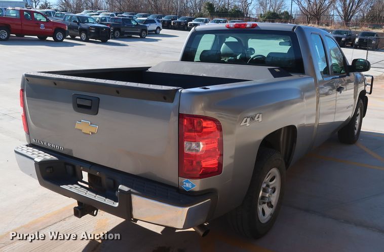 image for item DH3657 2013 Chevrolet Silverado 1500 Ext. Cab pickup truck