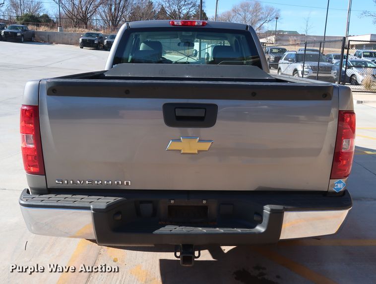 image for item DH3657 2013 Chevrolet Silverado 1500 Ext. Cab pickup truck