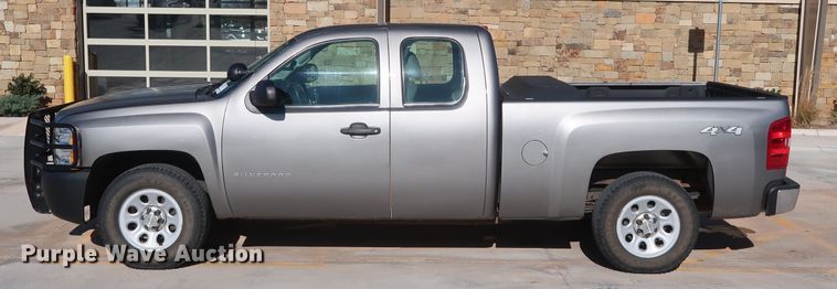 image for item DH3657 2013 Chevrolet Silverado 1500 Ext. Cab pickup truck