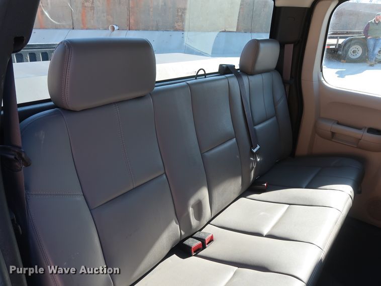 image for item DH3657 2013 Chevrolet Silverado 1500 Ext. Cab pickup truck