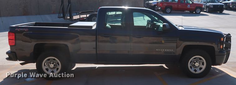 image for item DH3658 2015 Chevrolet Silverado 1500 Double Cab pickup truck