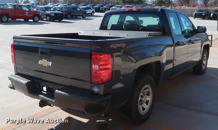 image for item DH3658 2015 Chevrolet Silverado 1500 Double Cab pickup truck